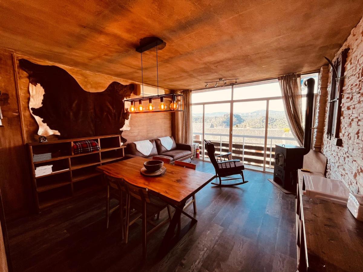 Apartament Old West House Pantano De San Juan San Martín de Valdeiglesias Zewnętrze zdjęcie