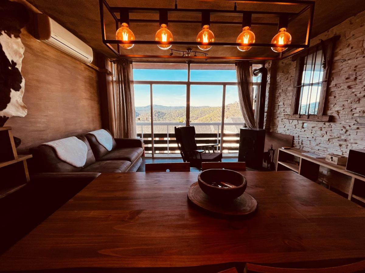 Apartament Old West House Pantano De San Juan San Martín de Valdeiglesias Zewnętrze zdjęcie