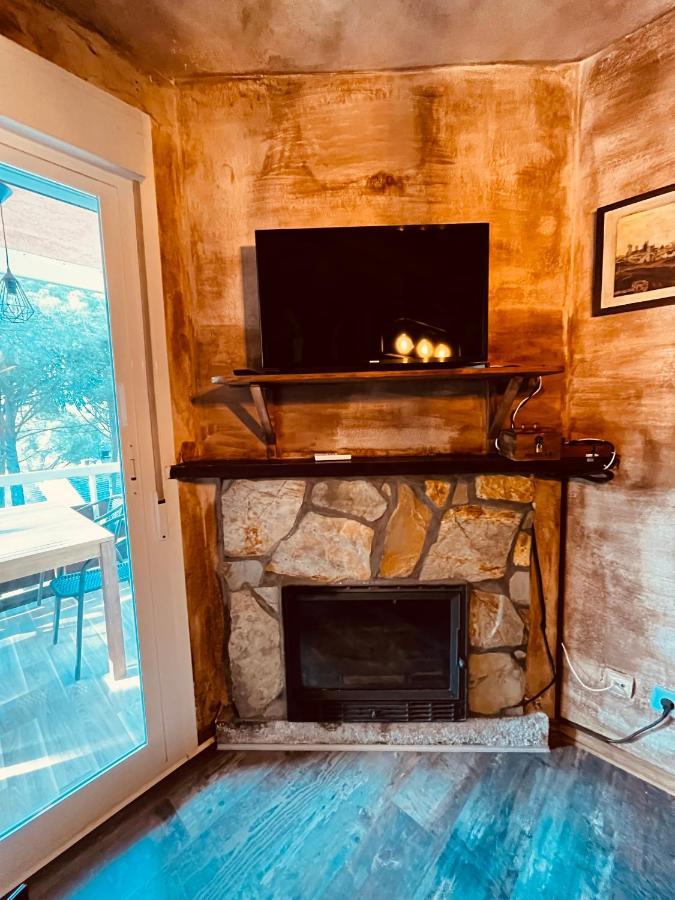 Apartament Old West House Pantano De San Juan San Martín de Valdeiglesias Zewnętrze zdjęcie
