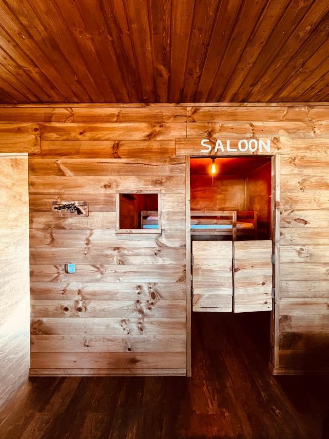 Apartament Old West House Pantano De San Juan San Martín de Valdeiglesias Zewnętrze zdjęcie